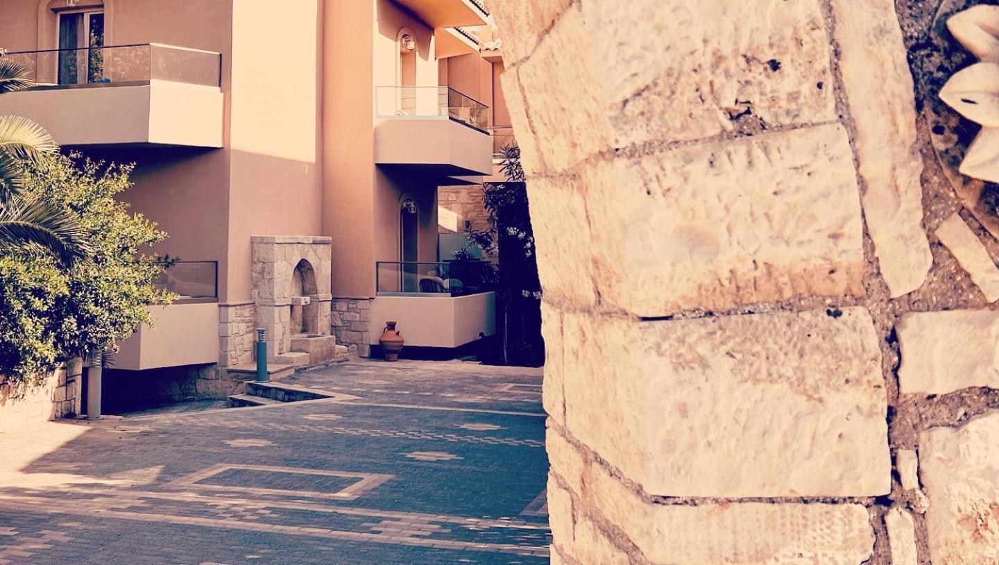 Lili Hotel Gazi Екстер'єр фото