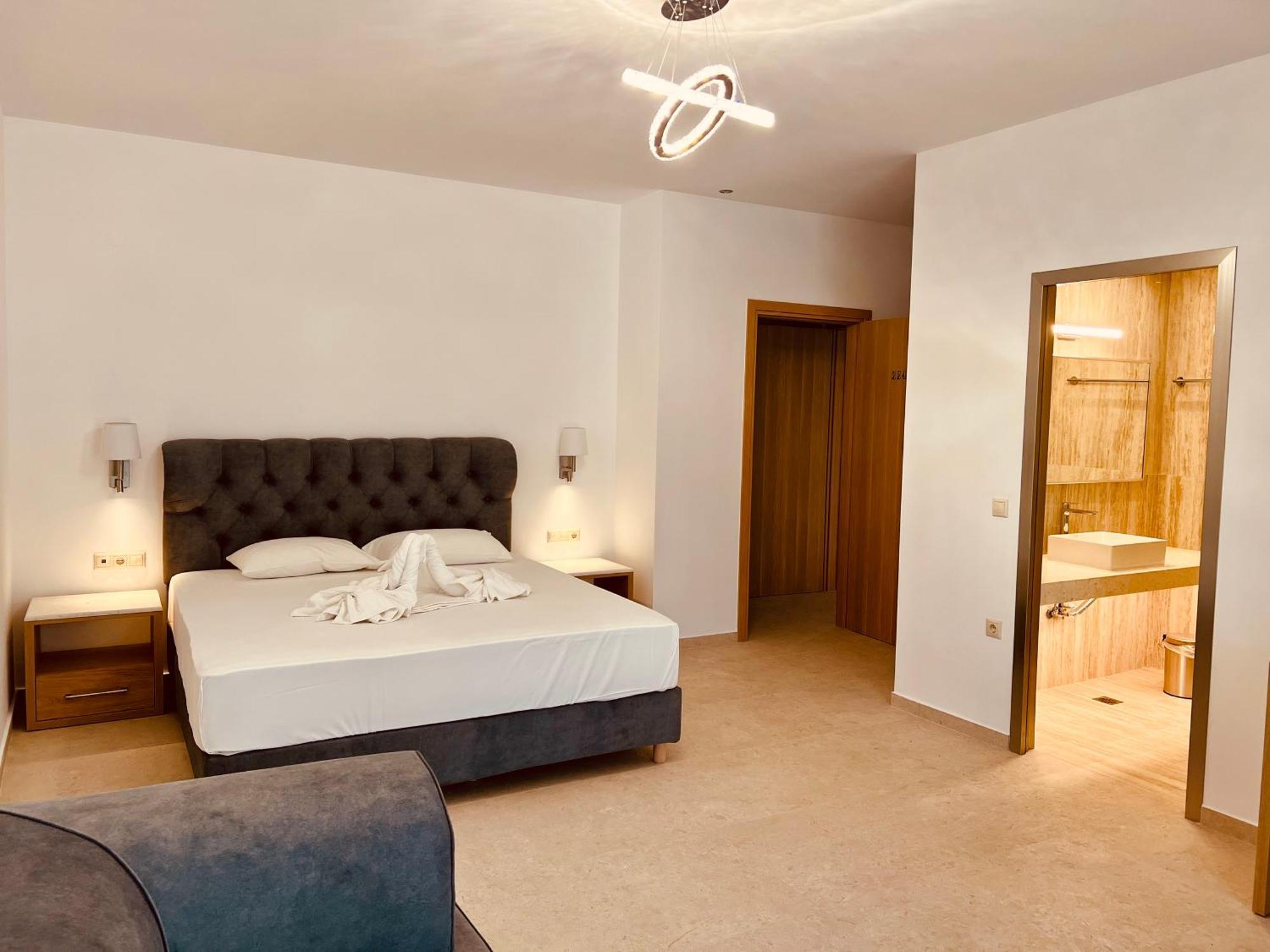 Lili Hotel Gazi Екстер'єр фото